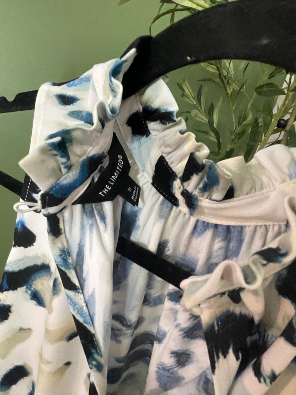 The Limited White Sleeveless Abstract-Print Ruffle-Neck Top - Picture 4 of 4